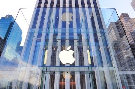 Apple announces record-breaking revenues