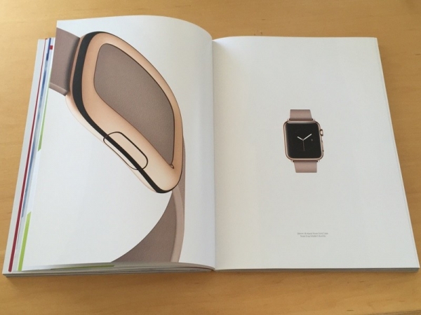 Apple places multi-page Apple Watch ad in Vogue Magazine